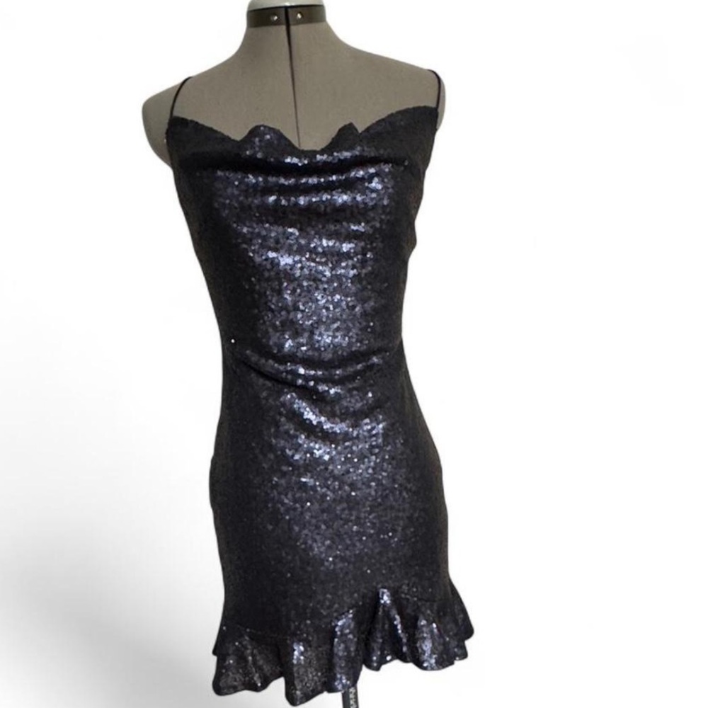 Elegant Sequin Cocktail Mini Dress - Picture 3 of 10